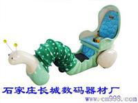 毛毛虫拉车游艺设施 儿童乐园的欢乐引擎